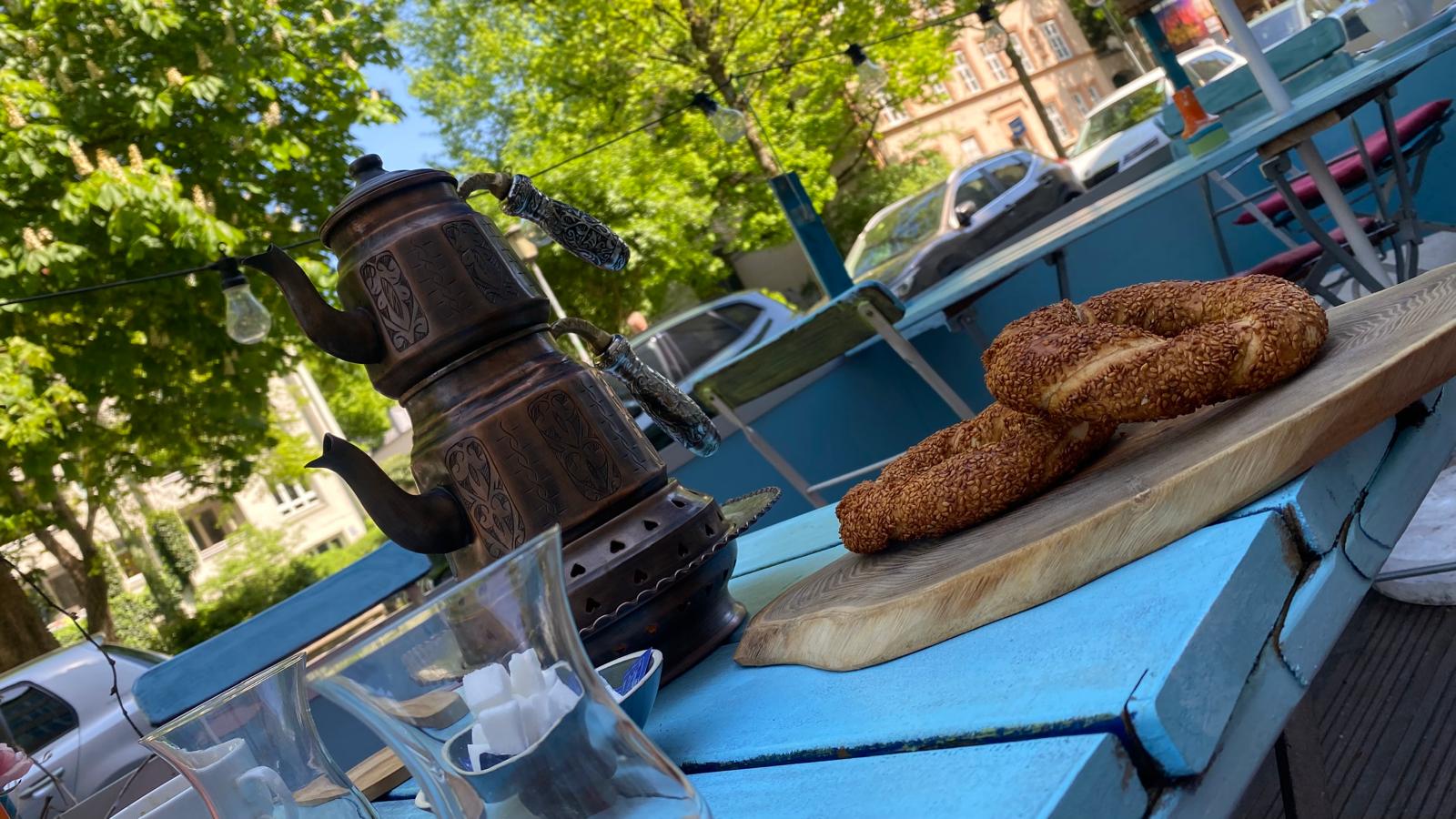Simit & Tee zum Frühstück
